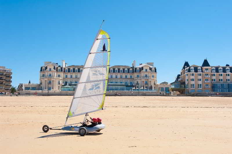 Hotel Le Nouveau Monde Saint-Malo Zewnętrze zdjęcie